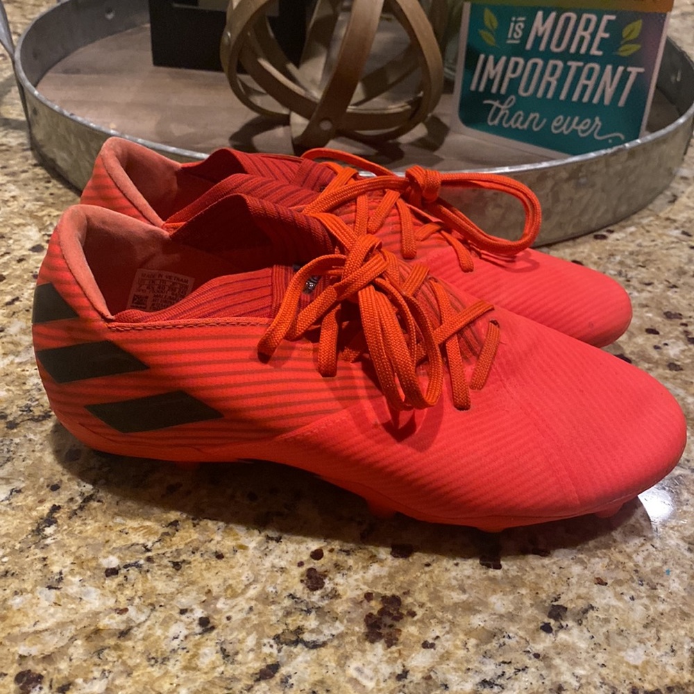 Adidas Nemesis size 7 soccer cleats